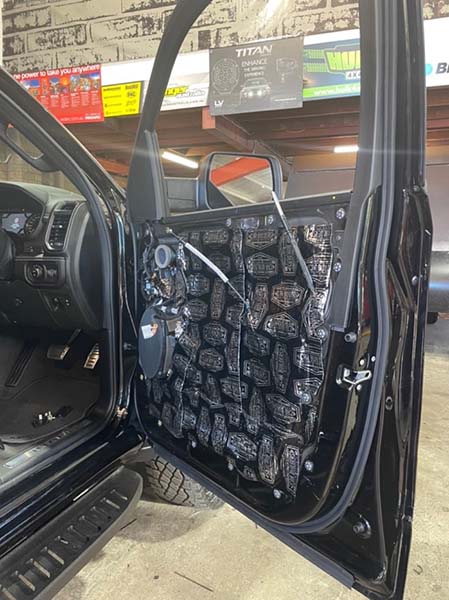 RAM TRX 06